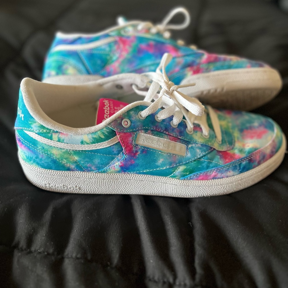 Classic Reebok tie dye